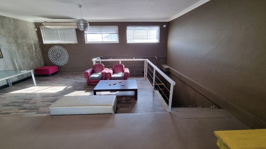To Let Commercial Property for Rent in Woodstock Western Cape